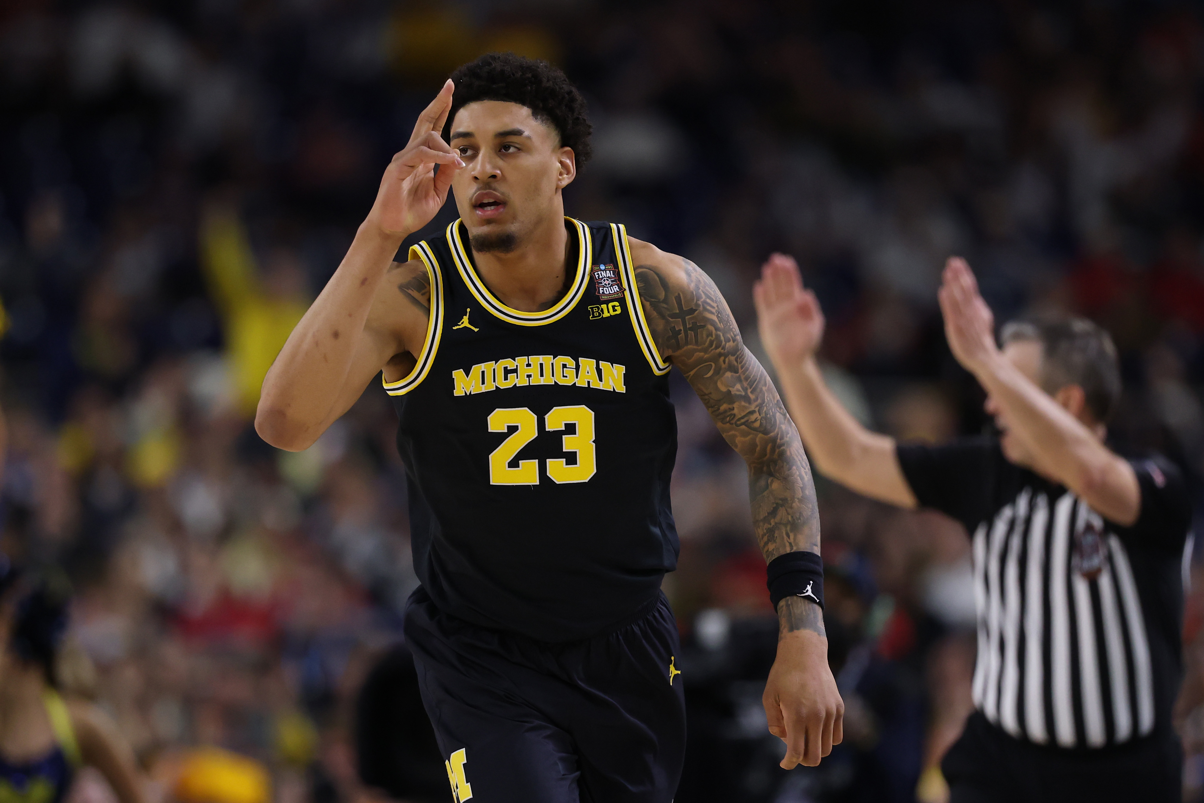 DraftKings Promo Code: Get $200 Guaranteed Bonus For UConn-Michigan Tonight