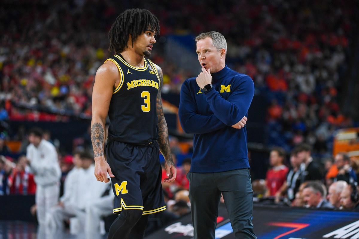 FanDuel Promo Code: Get 10 x $300 No-Sweat Offer For UConn-Michigan