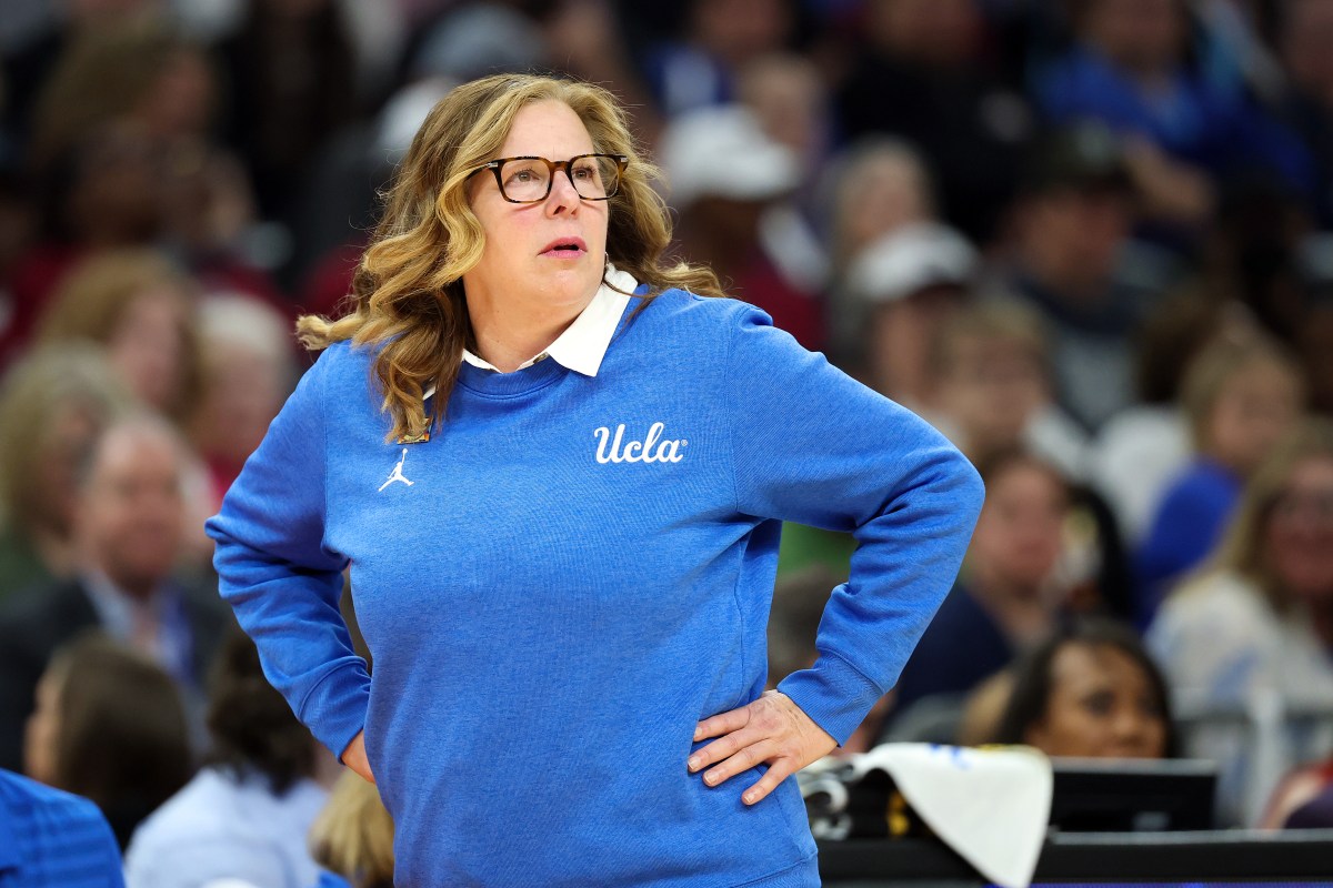 Cori Close's mom crashes postgame interview after UCLA wins national title