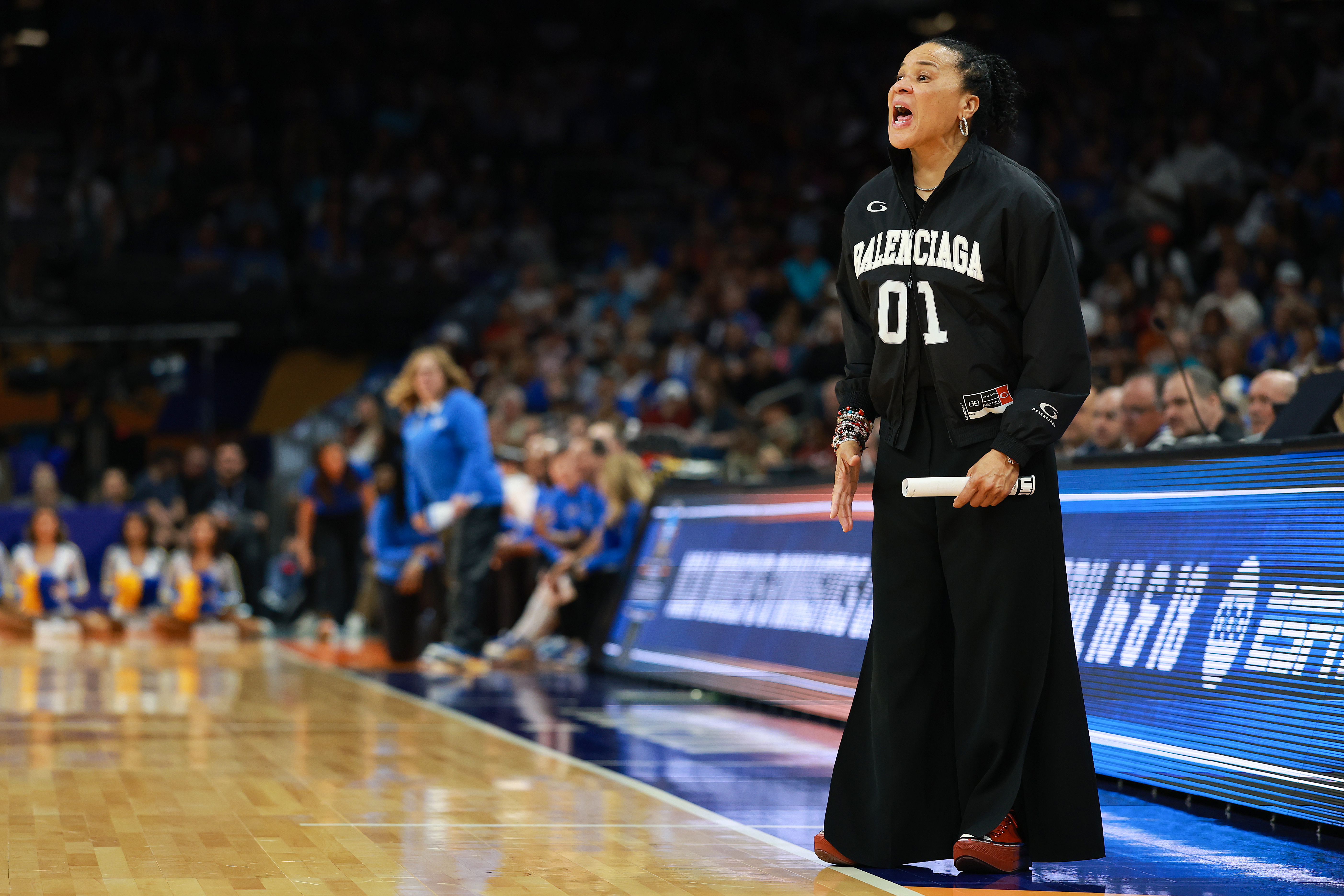 South Carolina's Dawn Staley Pays Cori Close and UCLA Ultimate Compliment