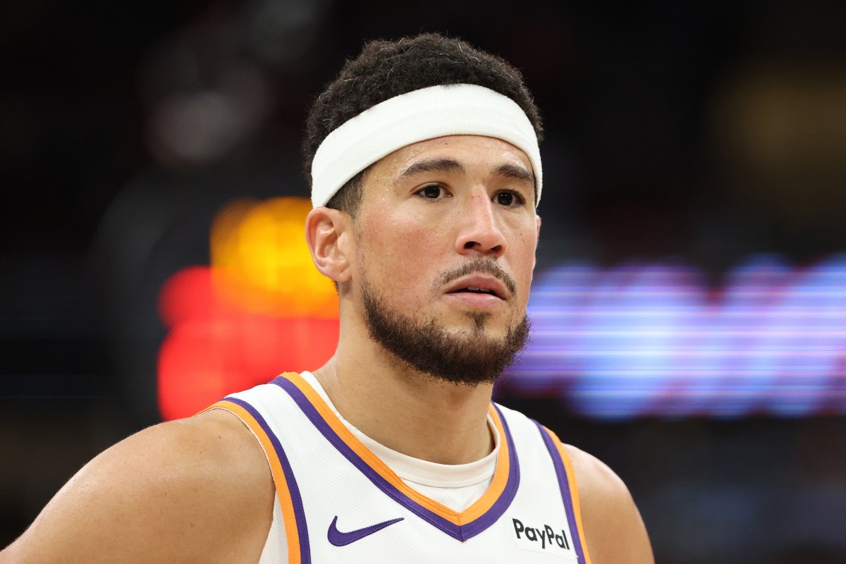 Suns Owner Mat Ishbia Backs Devin Booker& 039;s Public Criticism of Referees