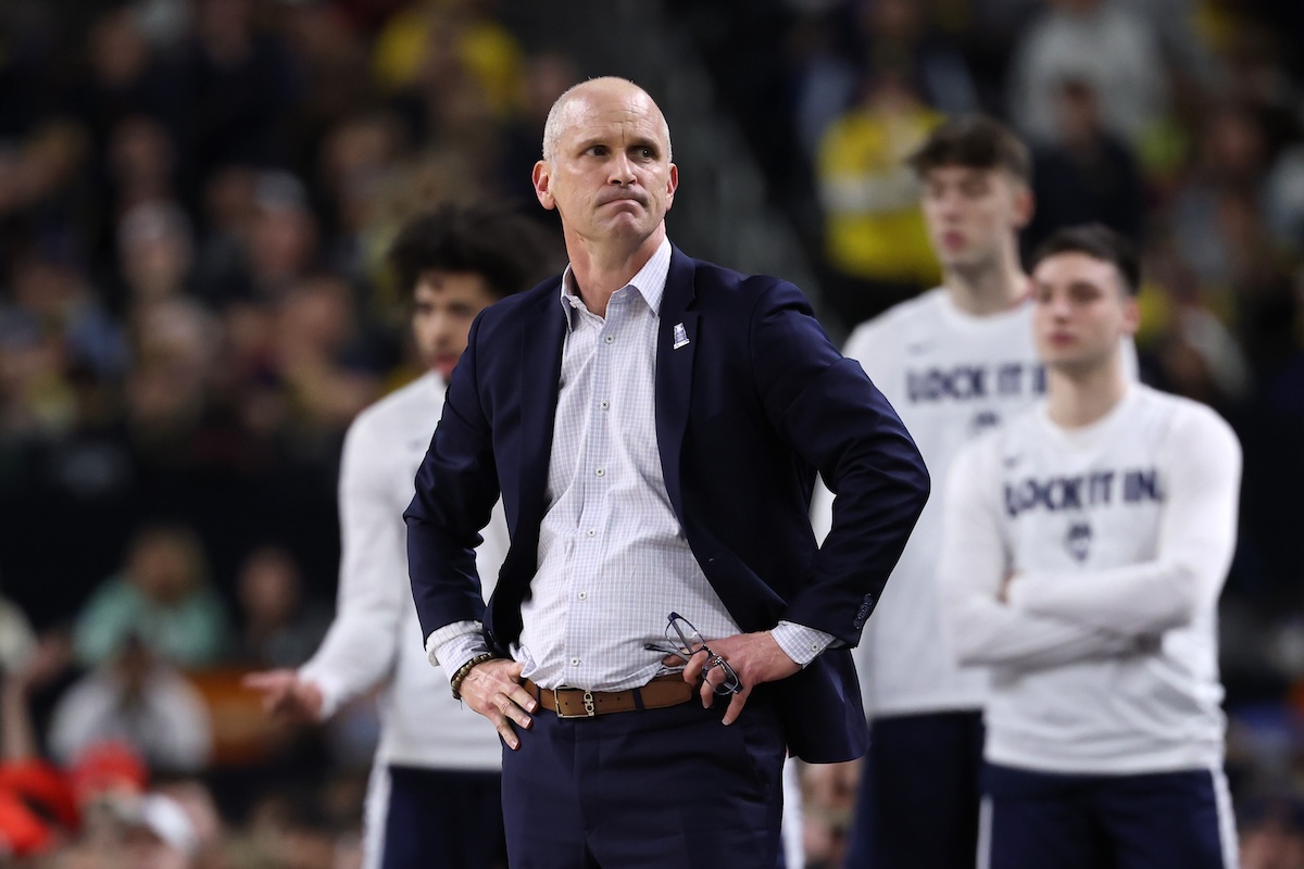 Dan Hurley, UConn Get Early Prediction for Next Season Amid Roster Changes