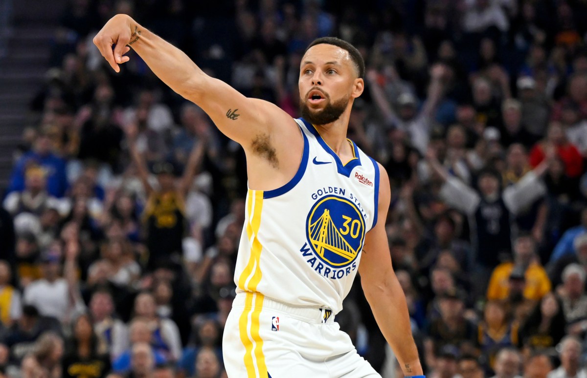 Warriors’ Steph Curry Passes Spurs Legend Tim Duncan With Latest Historic Feat