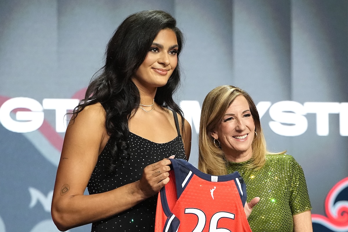 Mystics' Lauren Betts Reveals Advice Cori Close Gave Her for Training Camp