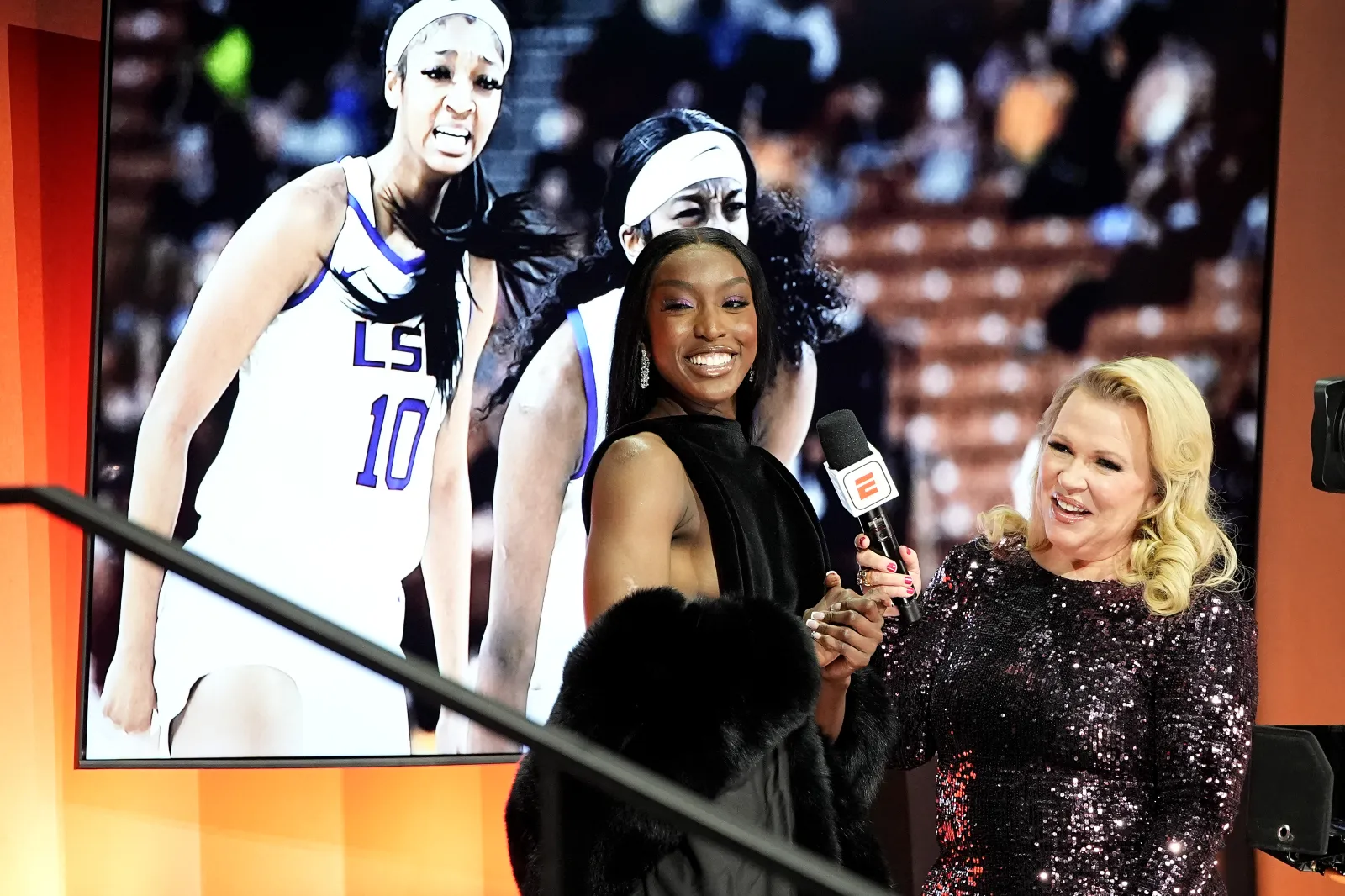 Flau'jae Johnson Shines as Lil Wayne Cheers on WNBA Draft Day