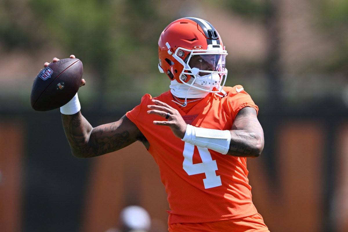 Browns QB Deshaun Watson Cautions Fans About His A
