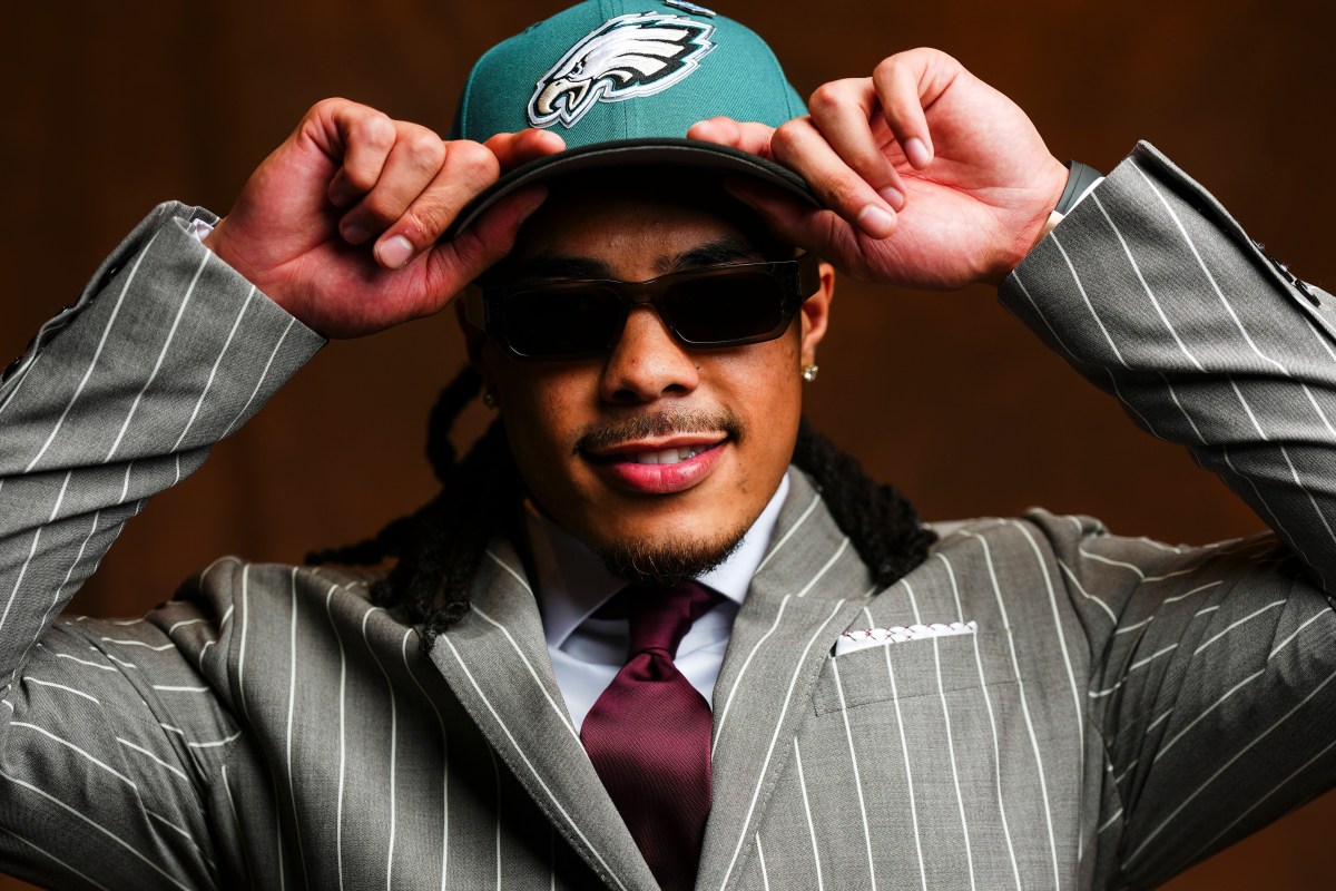 New Eagles WR Makai Lemon Spotted with DeVonta Smith at 76ers Game