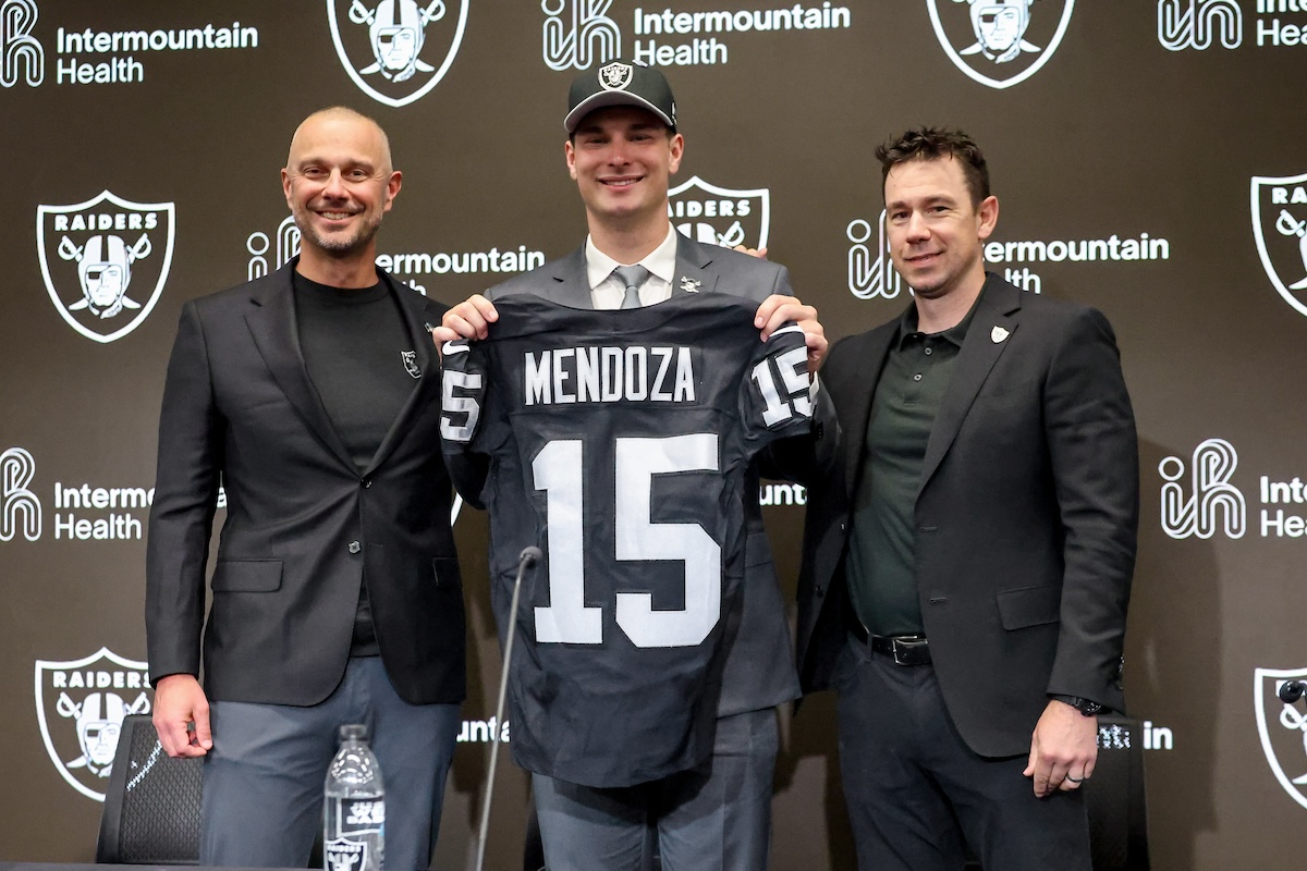 Raiders’ Fernando Mendoza Isn’t Favorite in NFL Rookie of the Year Odds