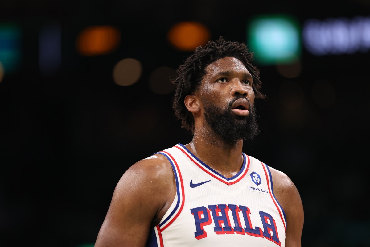 76ers' Joel Embiid Overcomes Injury Scare to Lead Team to Victory