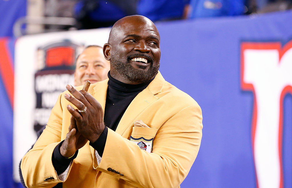 NFL Legend Lawrence Taylor Hospitalized After Medical Emergency in New Jersey