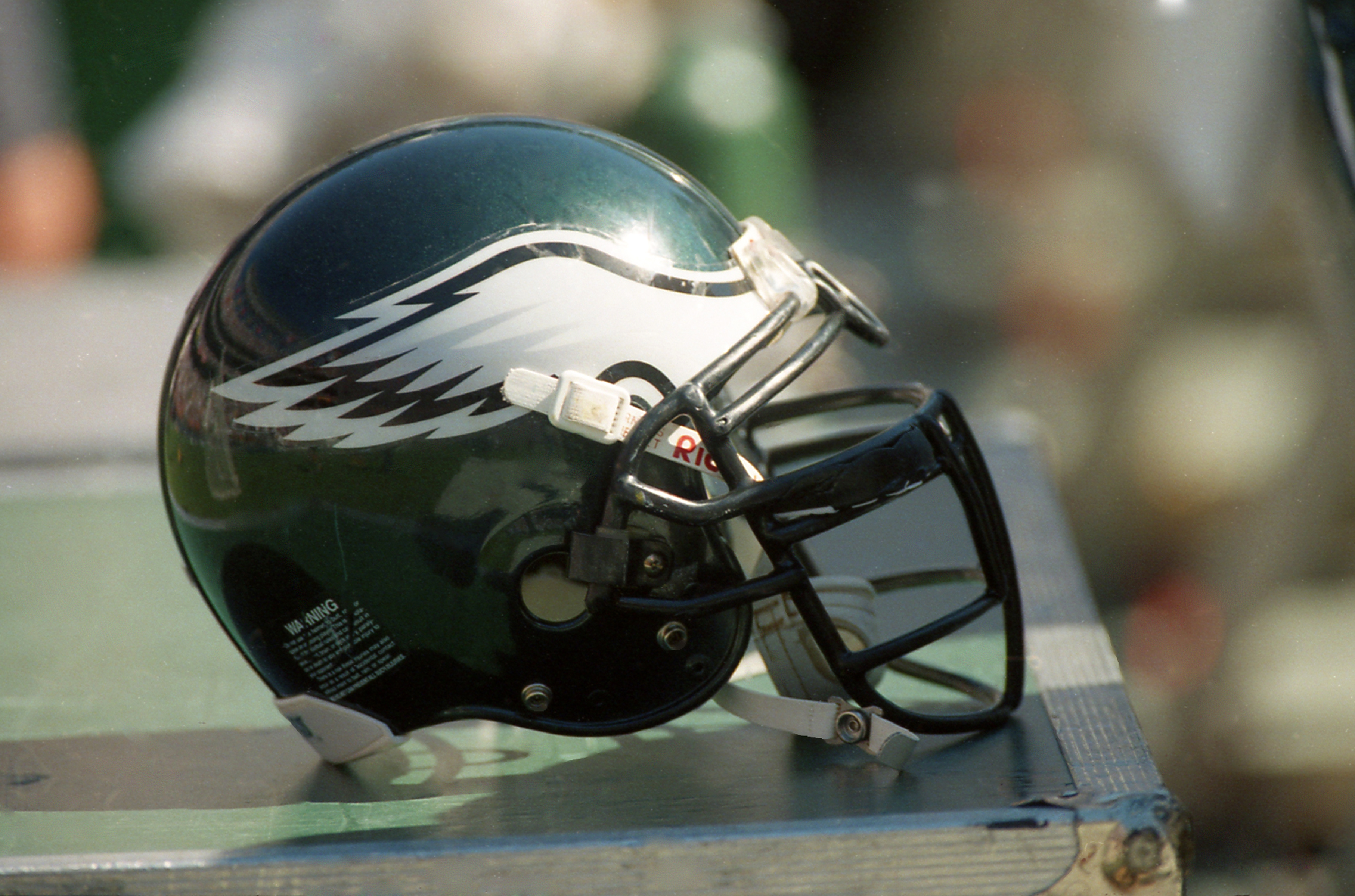 Legendary Eagles Edge Rusher, College Hall of Famer, Dies at 96
