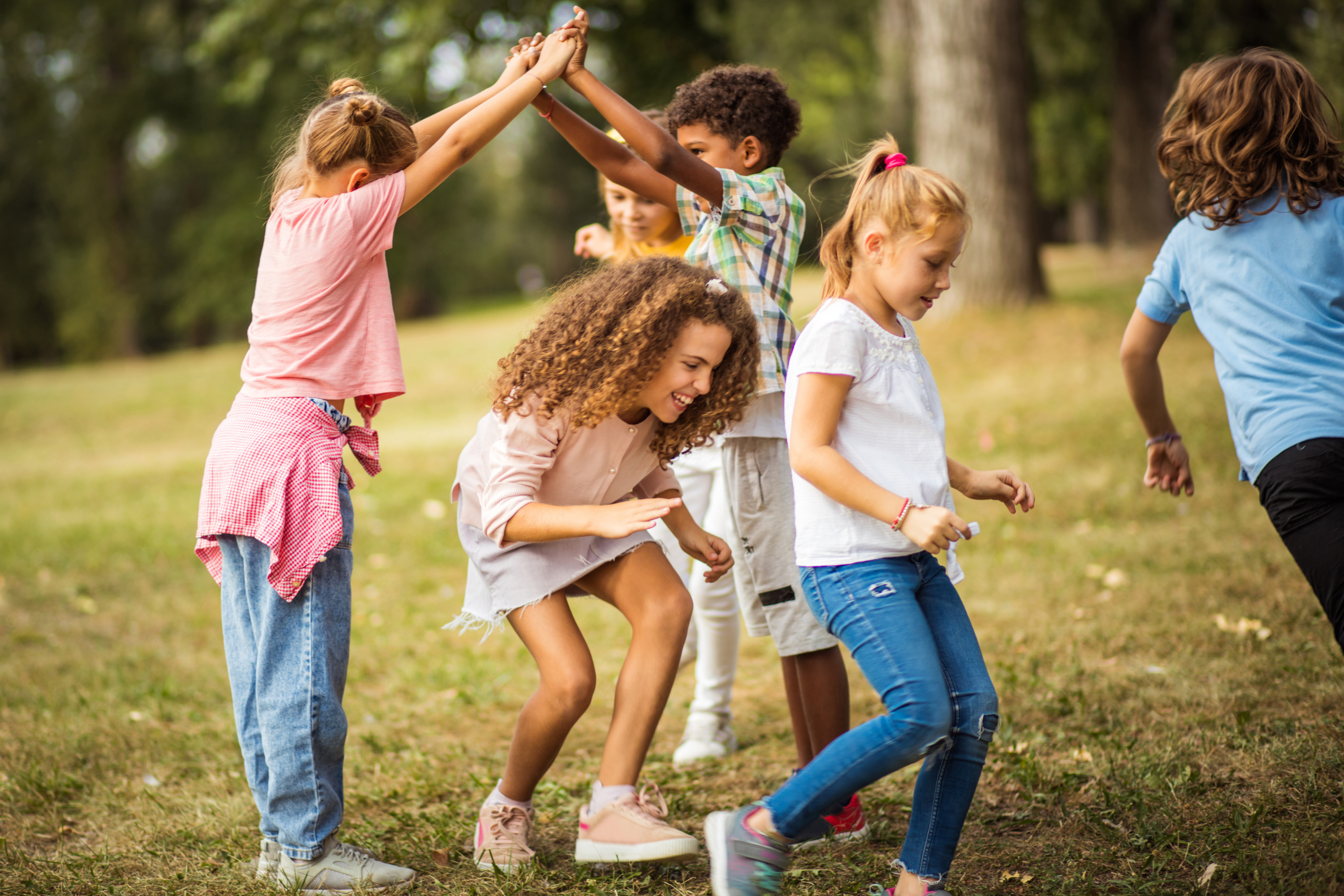 Man Asks Question About Parenting Before Phones—Answers Do Not Disappoint