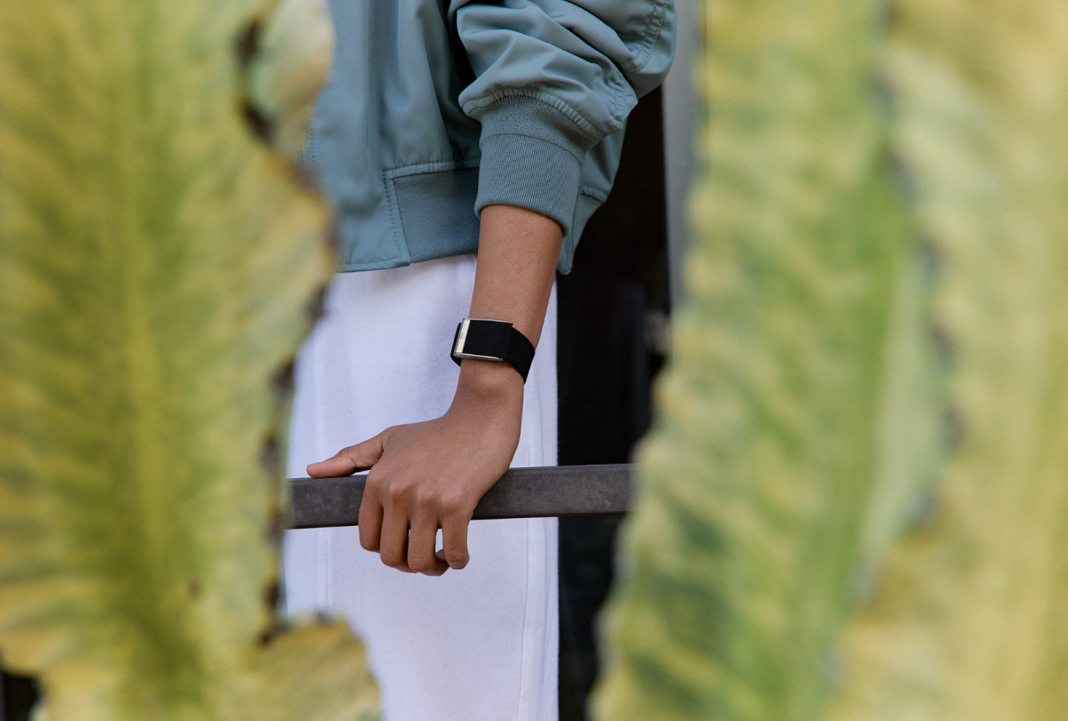The Dual Impact of Summer on Our Well-Being: Insights from Wearable Tech