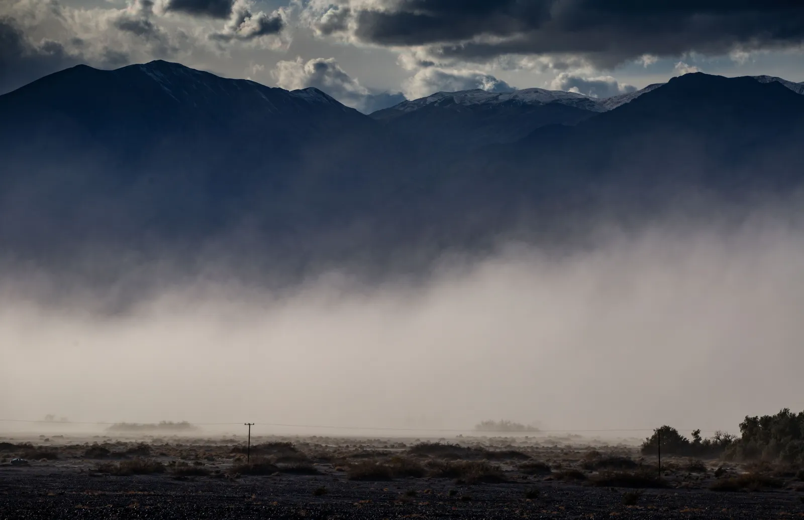 Thousands in California Urged To Stay InsideāāKeep Windows Closedā