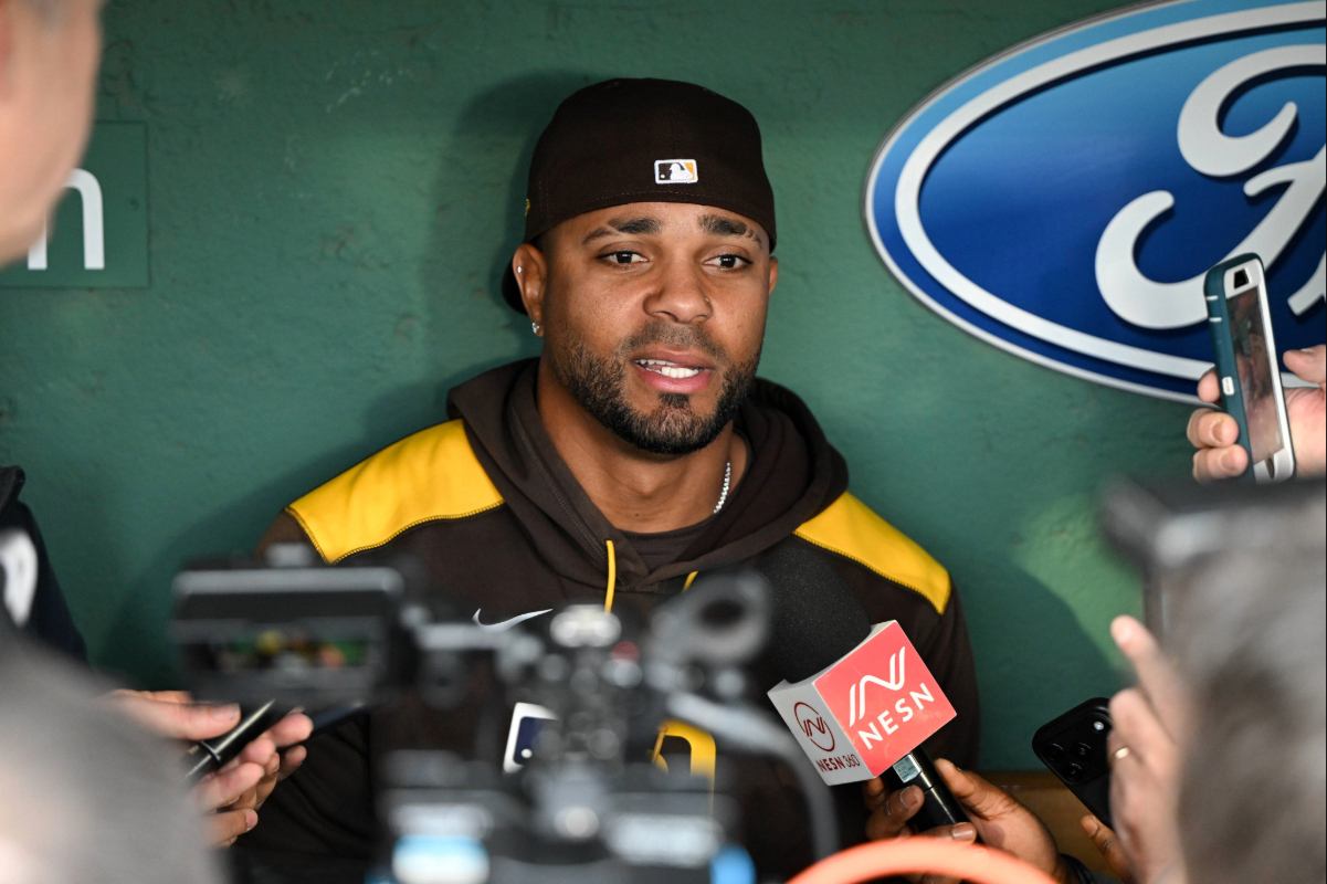 Xander Bogaerts Declares Red Sox Fans 'More Intense' Than Padres