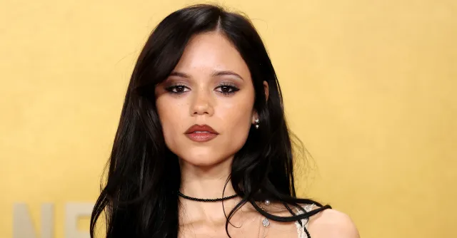 jenna ortega on red carpet