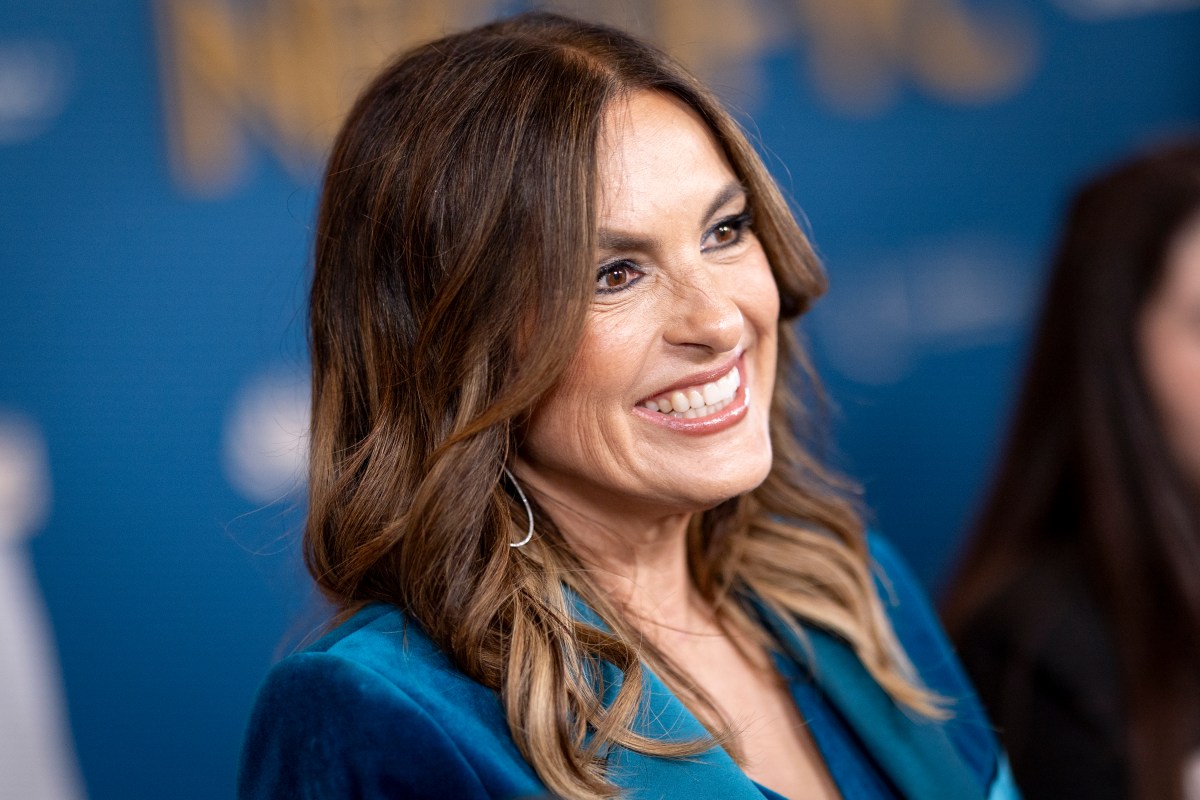 Mariska Hargitay's ‘Mind Blown’ After Surprise on 'Law &amp; Order' Set