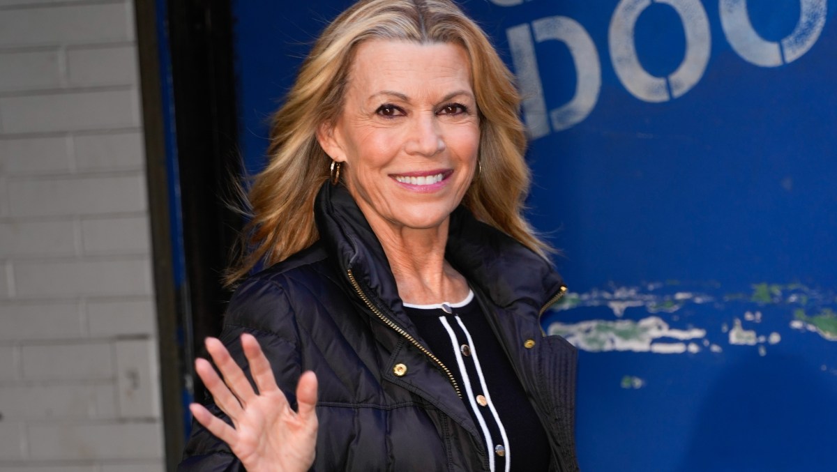 Vanna White Comments on 'Wheel of Fortune' Hosts Pat Sajak vs Ryan Seacrest