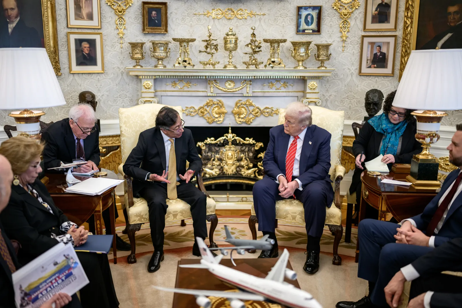 President Donald Trump, center right, meets with Columbian President Gustavo Petro, center left, Tuesday, February 3, 2026, in the Oval Office of the White House in Washington, D.C.