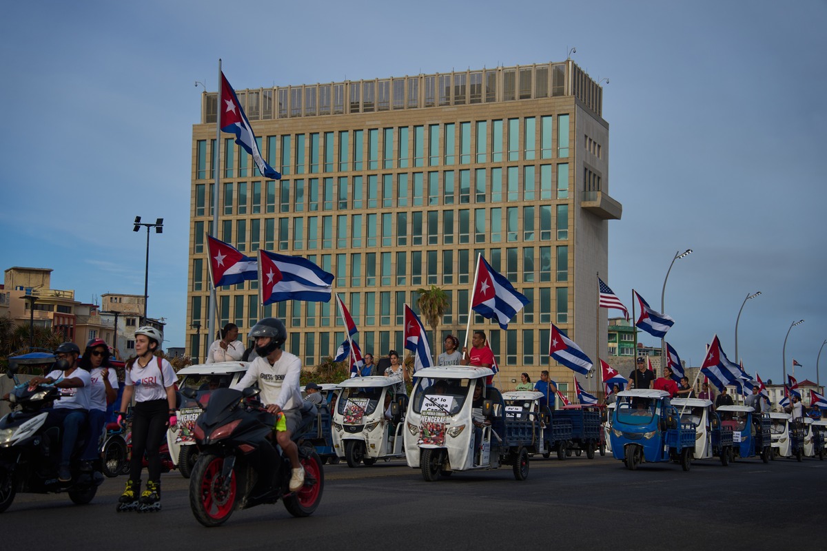 Cuba Accuses US of 'Clear and Direct Threat Of Military Aggression'
