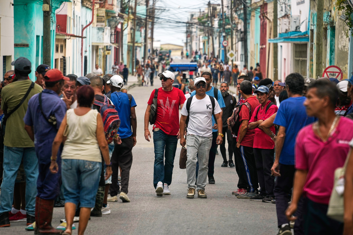 Will the US Invade Cuba? Spy Flights Surge, New Sanctions, Havana Fumes