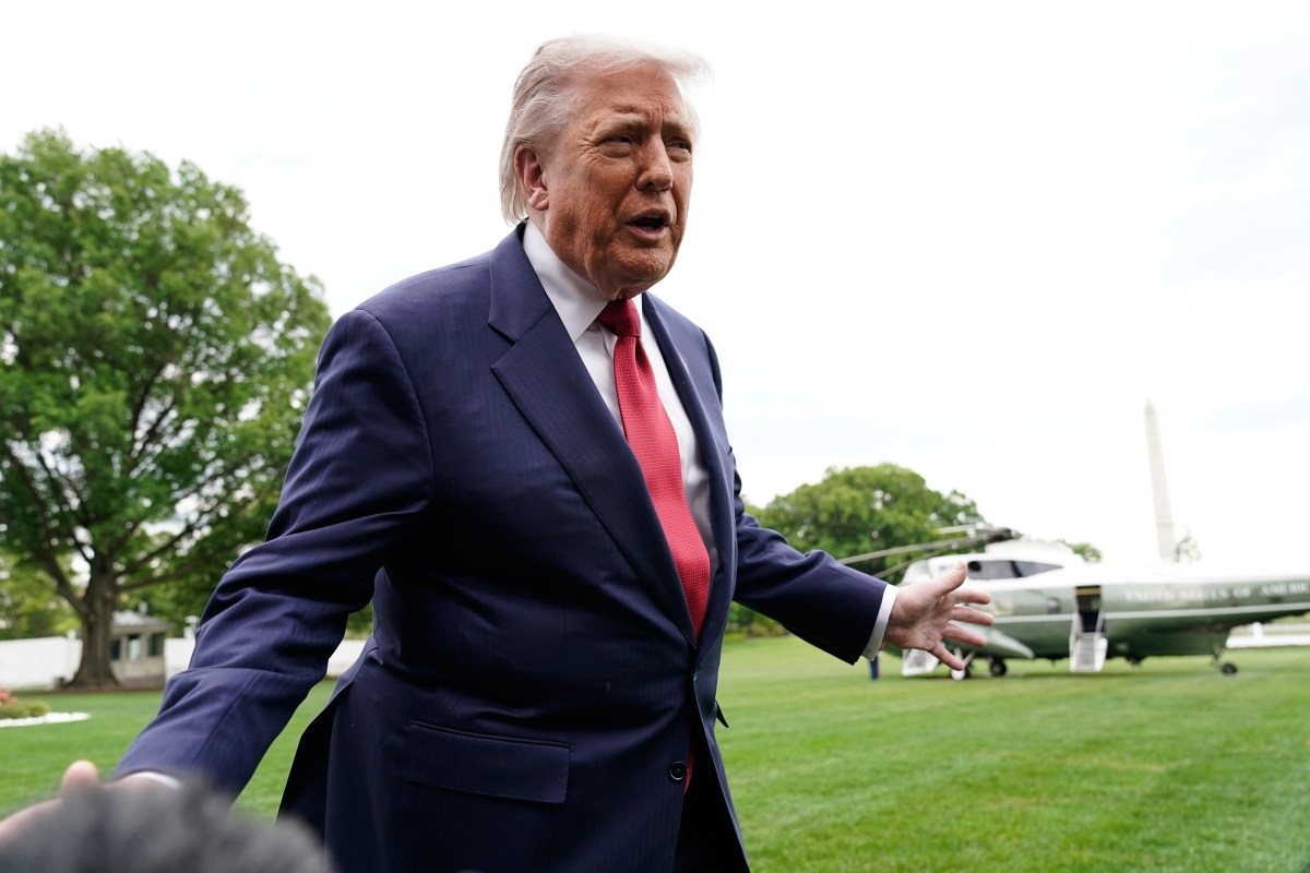 Trump Attacks Supreme Court Picks Ahead of Birthright Citizenship Ruling