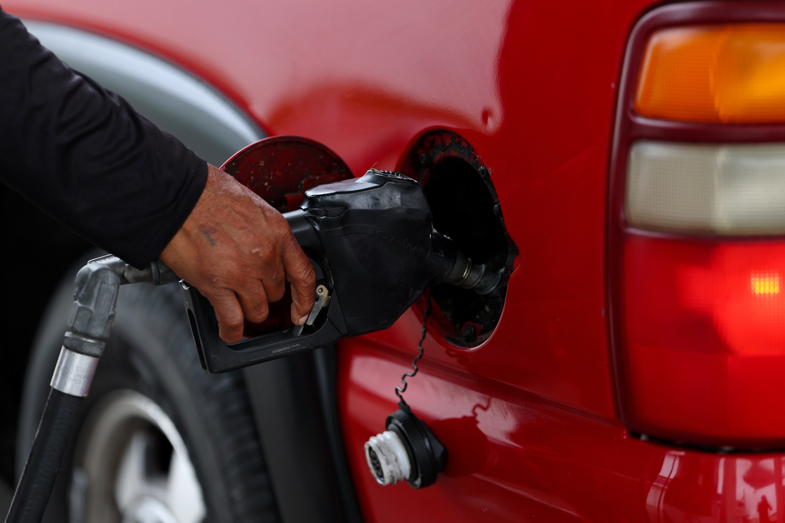 newsweek.com - Hollie Silverman - Energy secretary says he's 'avoiding price predictions' as gas prices climb