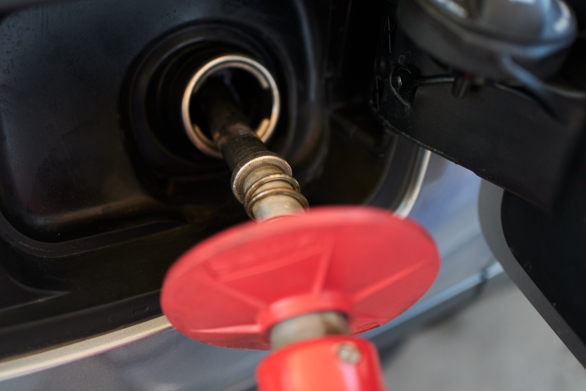 US Average Gas Price Surges Back to Record High Under Trump