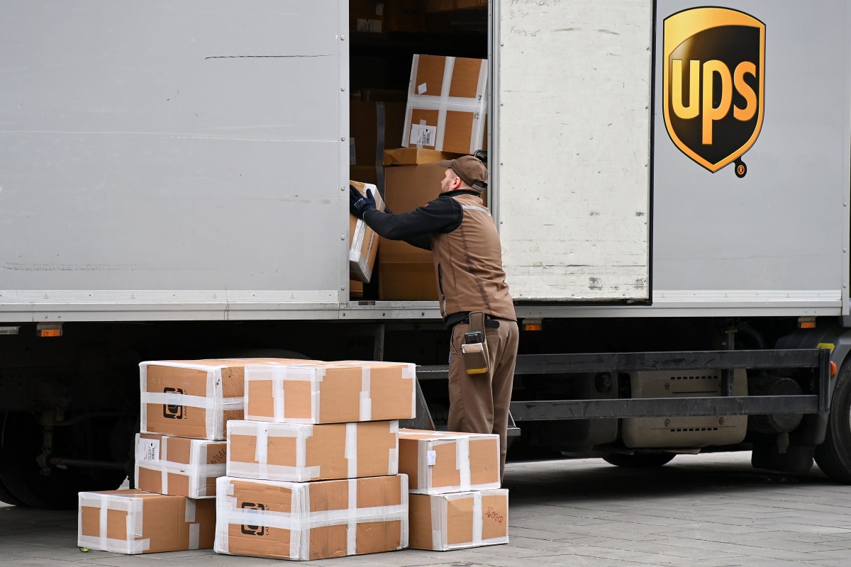 UPS Starts Refunds After Supreme Court Ruling on Trump Tariffs