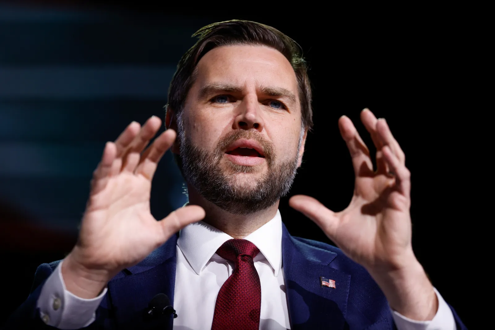 JD Vance Emerges Strong in Early 2028 Polling Among GOP Voters