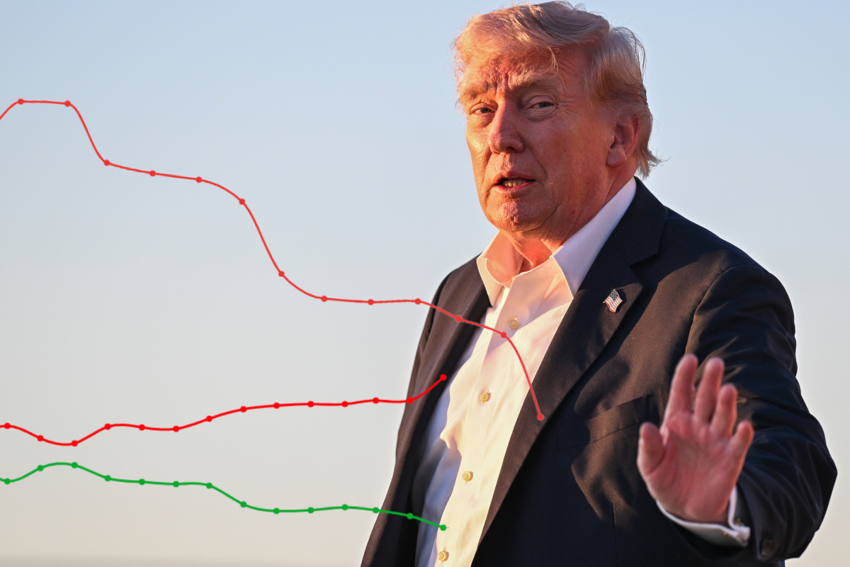 Donald Trump& 039;s Approval Rating Plunges to New Low With Republican Pollster