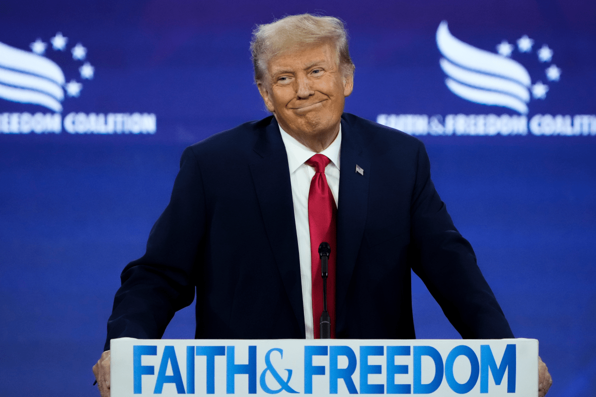 Donald Trump's Approval Rating Plunges With White Evangelical Christians
