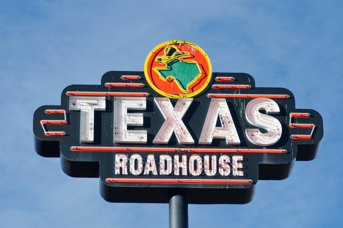 Texas Roadhouse CEO Wants Servers Using Tablets