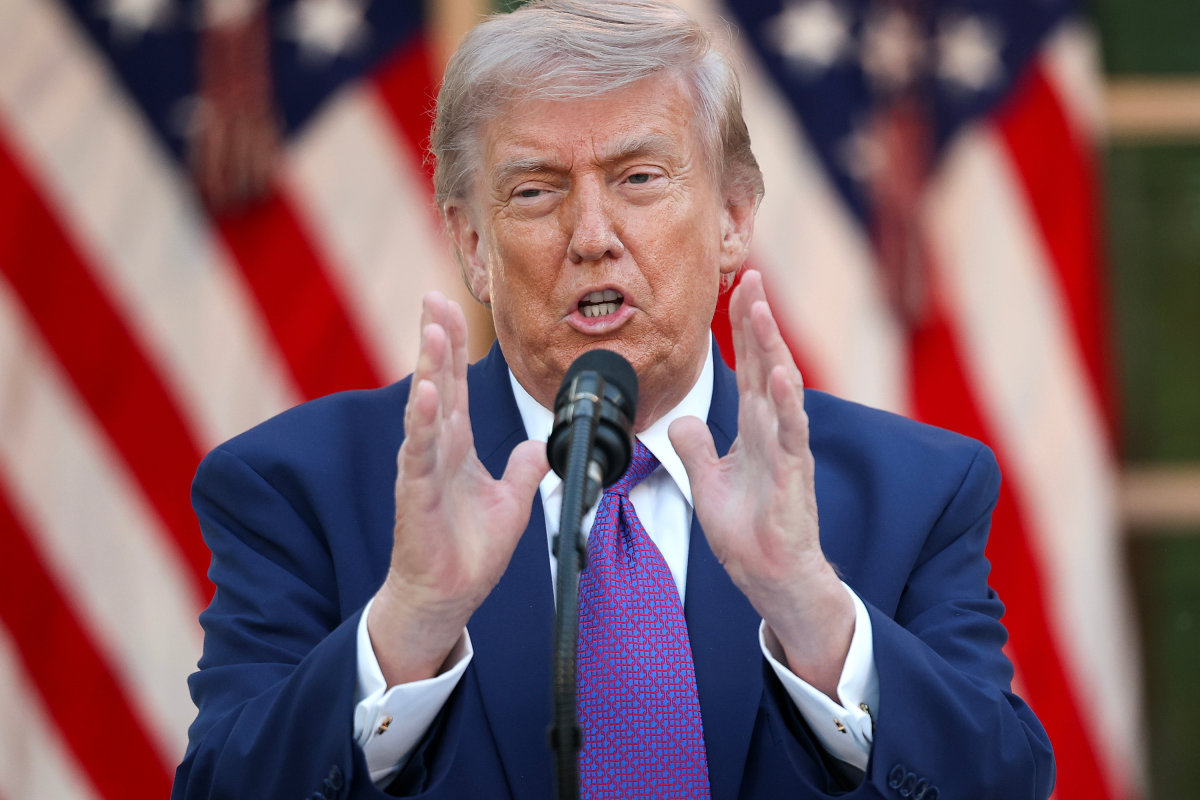 Donald Trump& 039;s Approval Rating on Economy Sinks Across Three New Polls