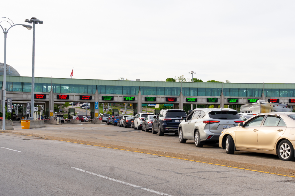 Canadians Issued Advice For Crossing US Border on Memorial Weekend