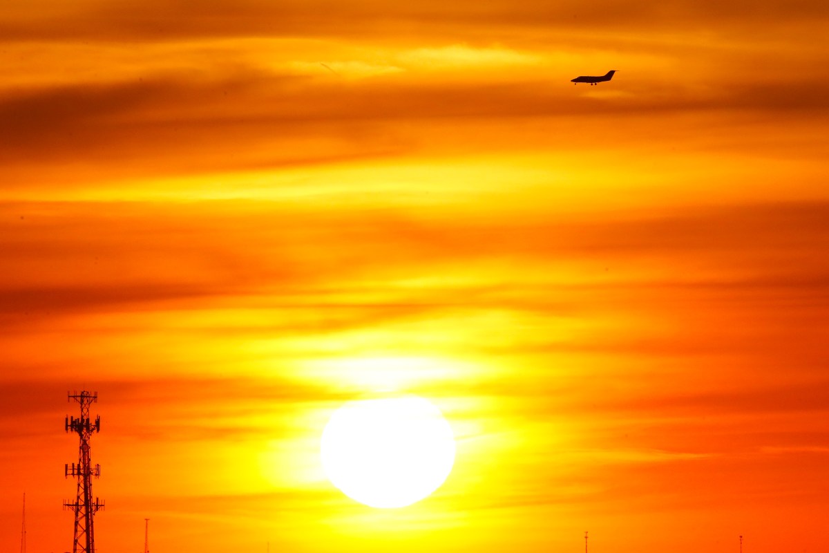 Thousands in Texas Warned To Stay Inside Due to Extreme Heat
