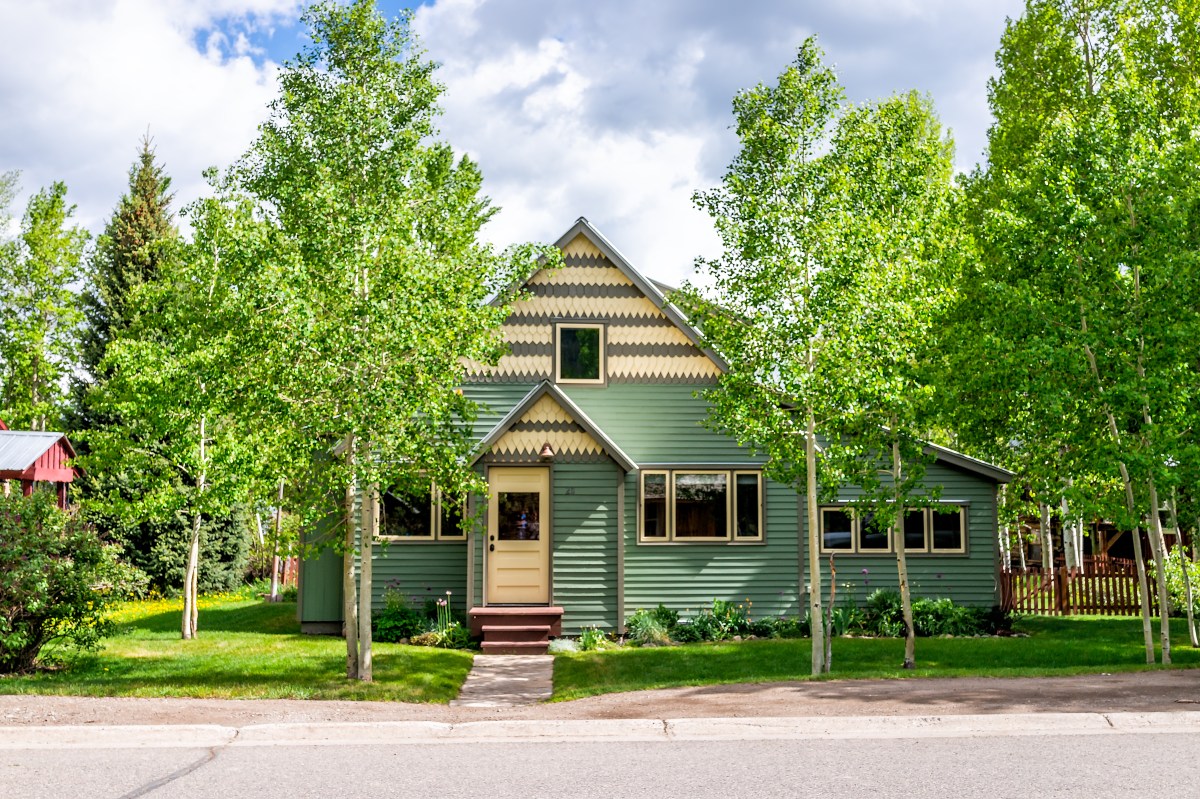 America&rsquo;s Multigenerational Households Rise as Housing Crisis Bites