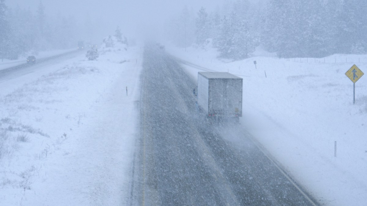 Heavy Snow Warning as 6 Inches to Hit Montana, Washington