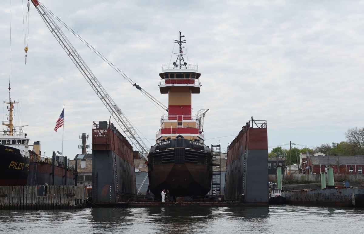 Staten Island Shipyard Fire Escalates: 16 Injured After Huge Blast