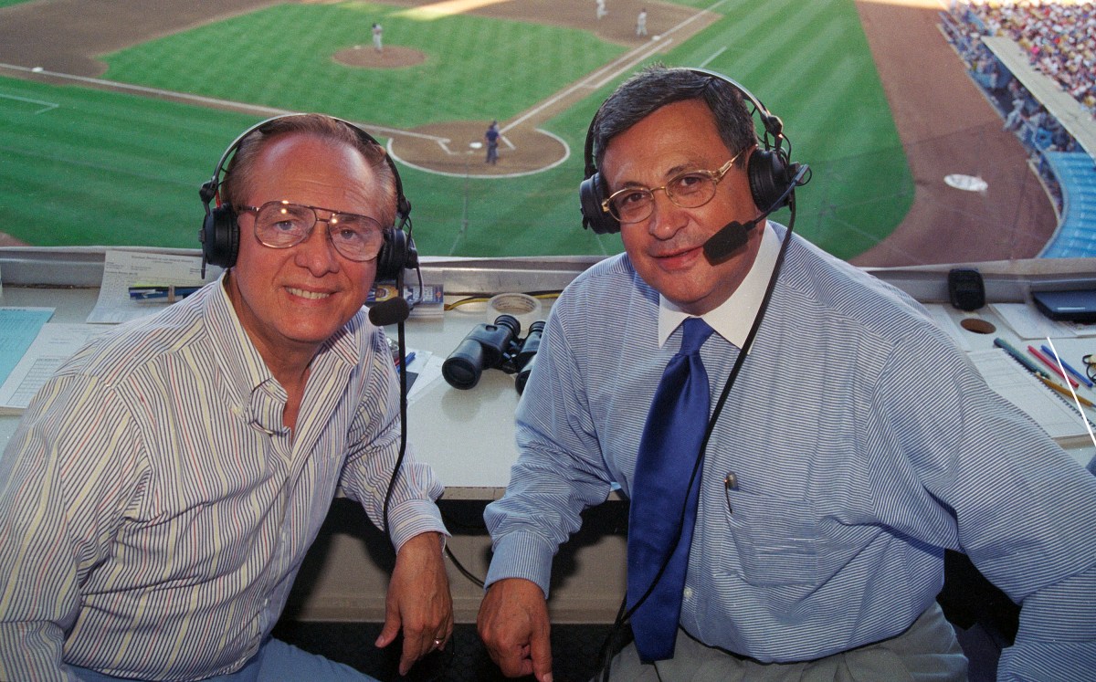 Pioneering Broadcaster for Dodgers, Astros, Rangers Dies at 96