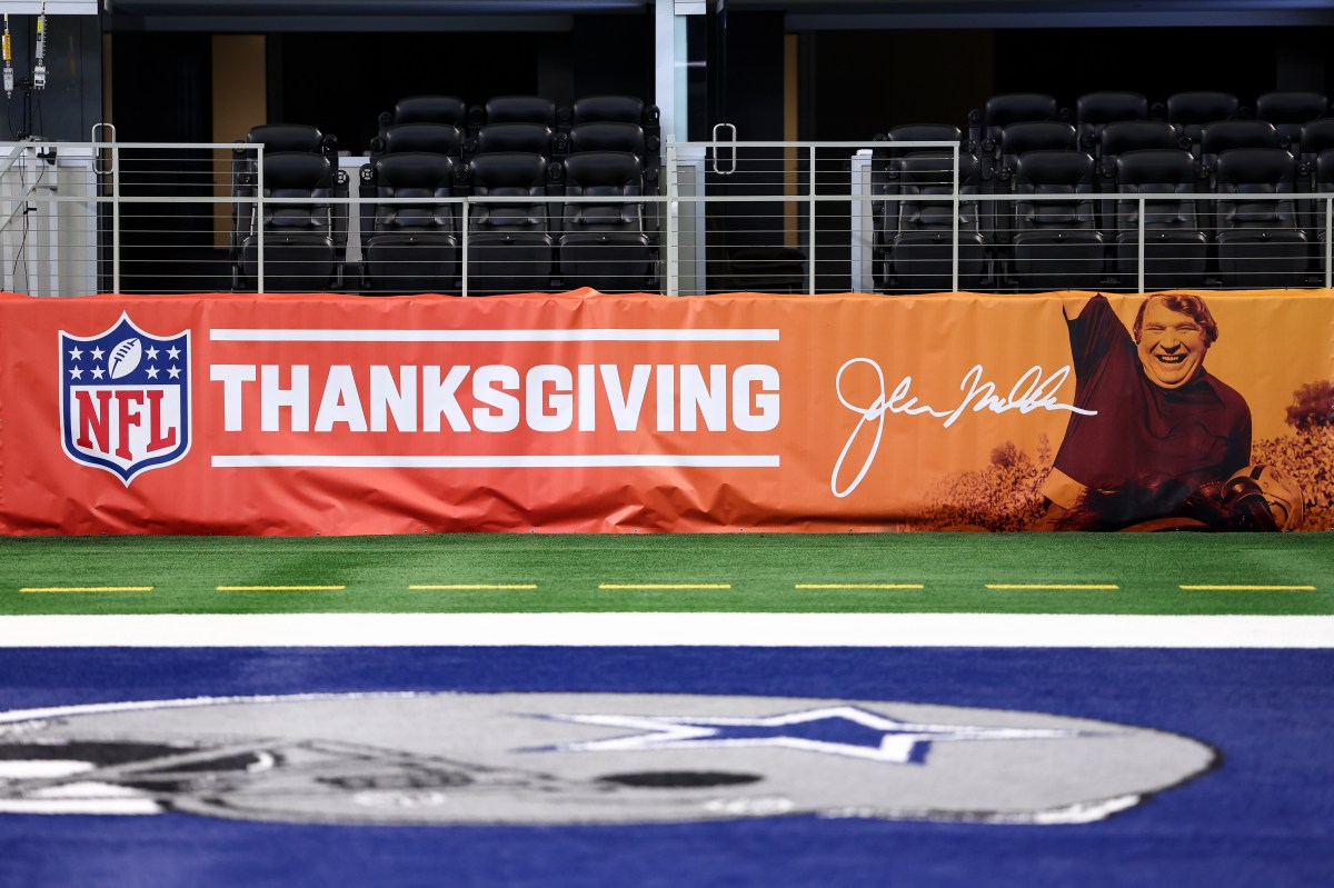 NFL World Reacts to Star-Studded NFL Thanksgiving Slate