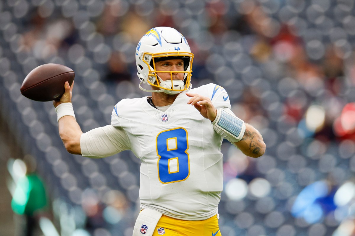 Former Vikings QB Announces Retirement