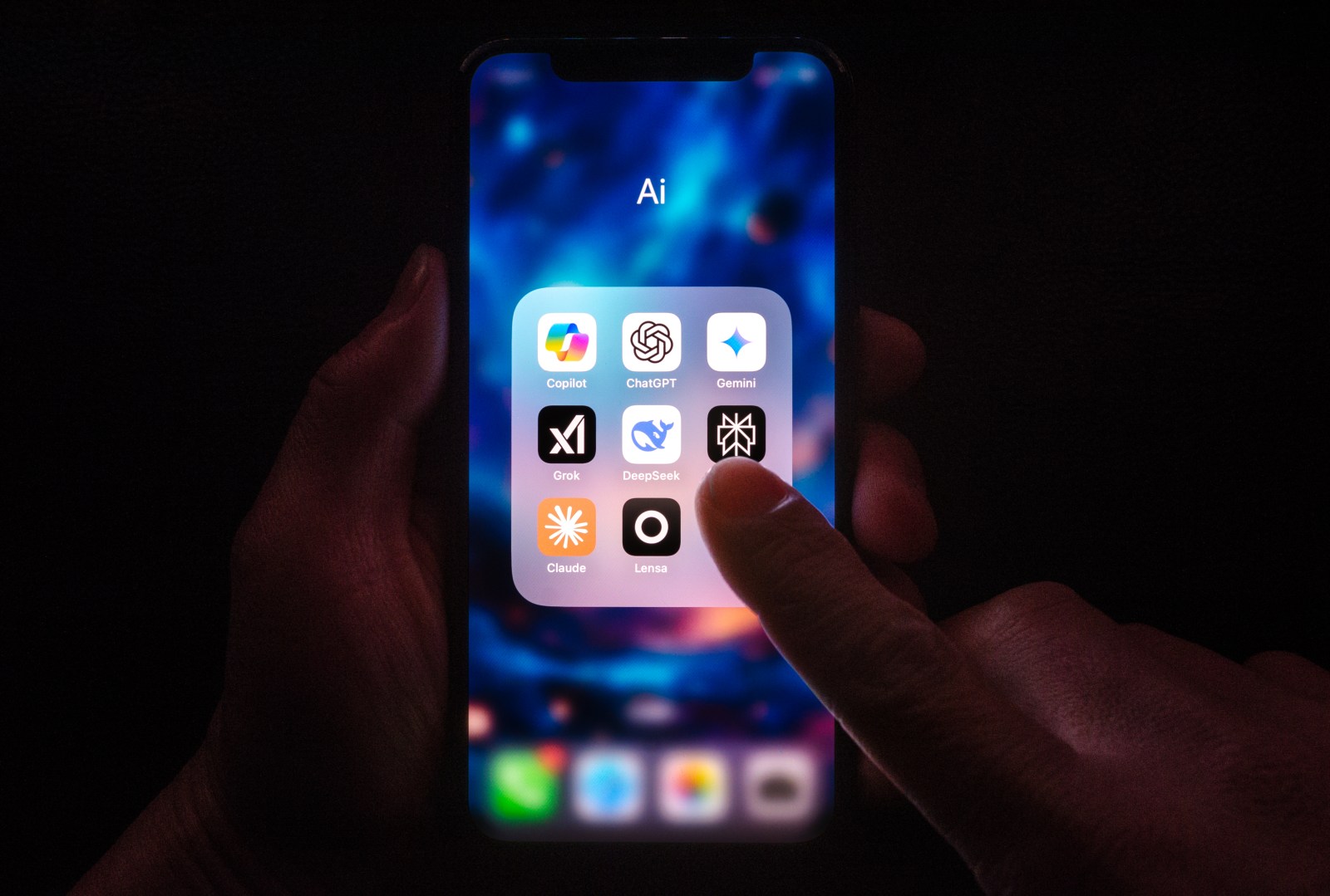 newsweek.com - Graziella Pastor - AI communication crisis turns tech into political liability | Opinion