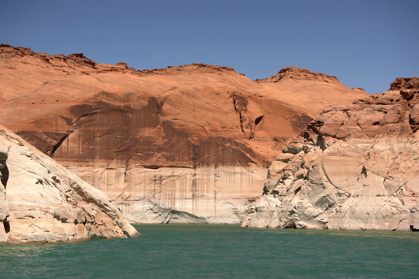Lake Powell Time-Lapse Shows Declining Water Levels Over Last 14 Years ...