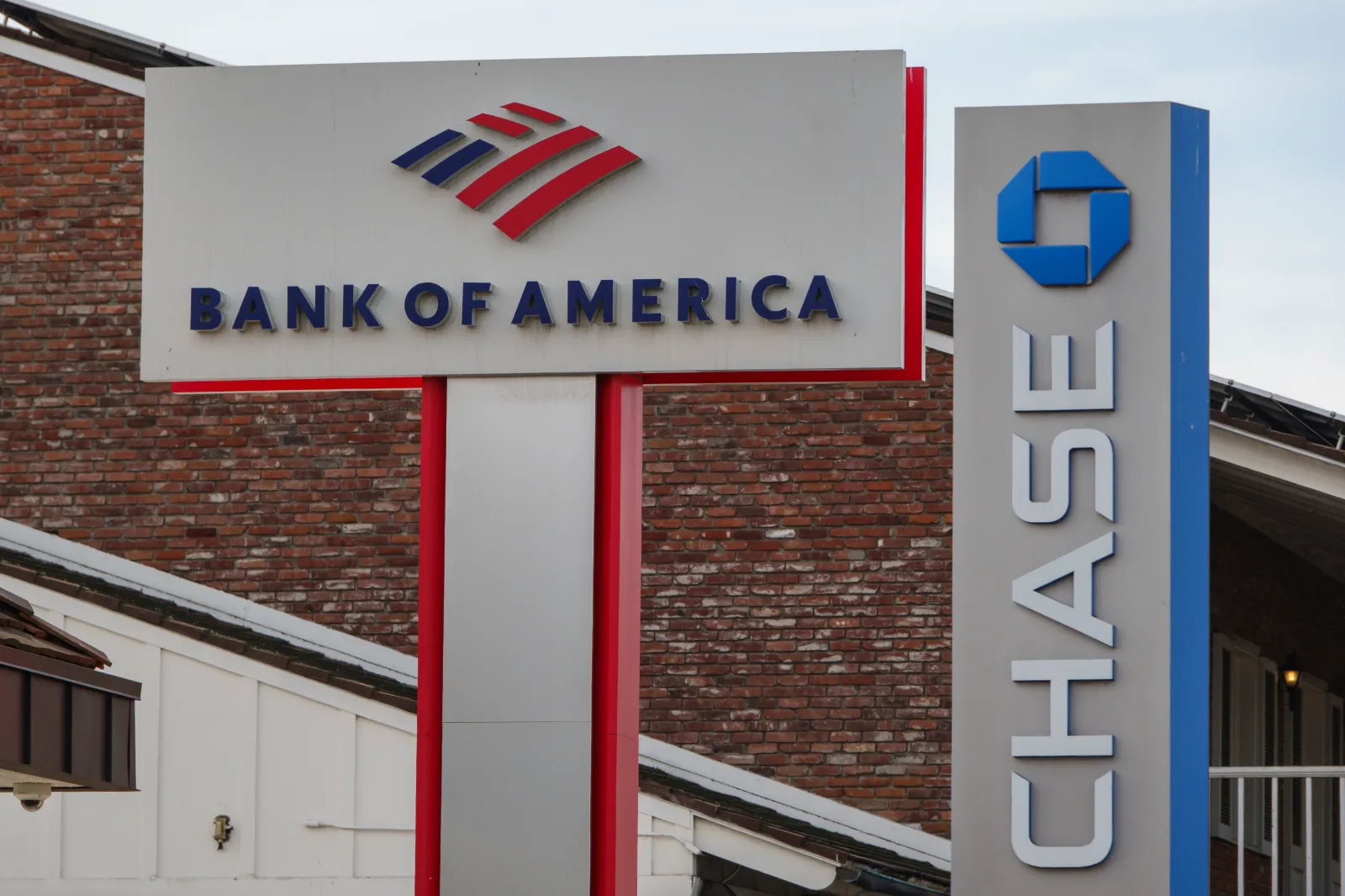 A Bank of America and Chase banks on November 8, 2025 in San Diego, CA. (Photo by Kevin Carter/Getty Images)