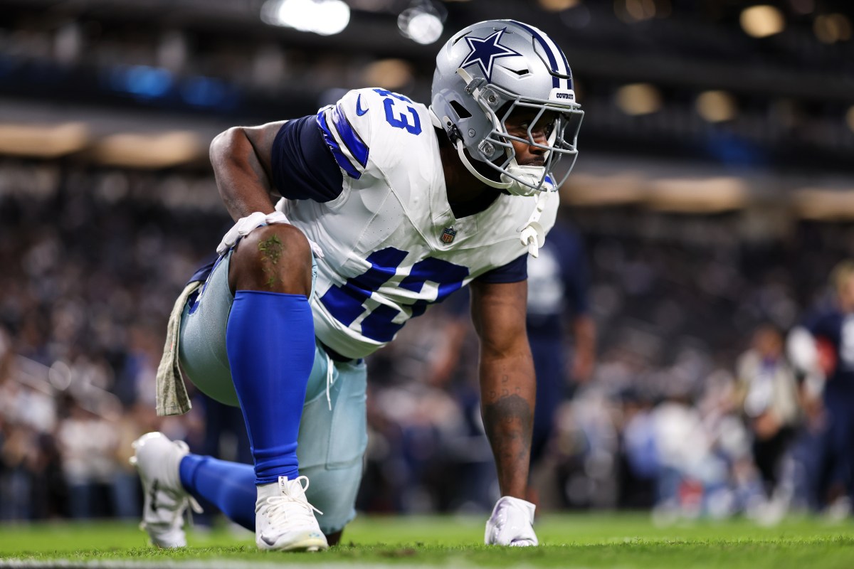 Seahawks Poach 58.5-Sack Pass-Rusher From the Cowboys