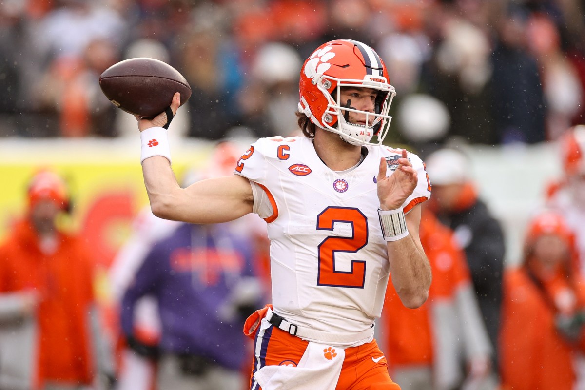 Rookie QB Cade Klubnik Reminds Jets Fans of This MVP Runner-Up