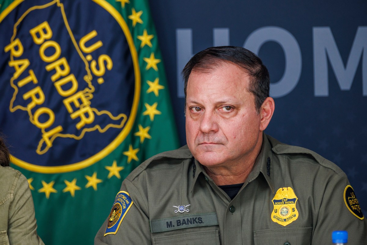 Trump's Border Patrol Chief Quits: Where do Crossings Stand?