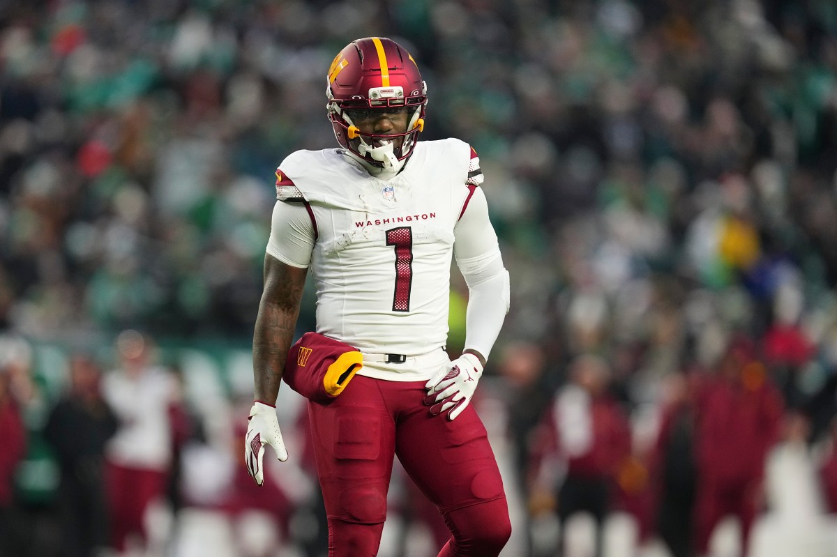 Jim Harbaugh, Mike McDaniel Should Scoop Up This Star WR