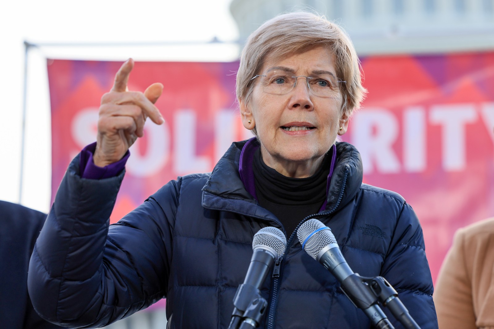 newsweek.com - Aliss Higham - Elizabeth Warren proposes taxing AI companies to 'benefit all Americans'